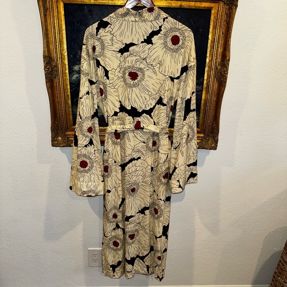 Noli Intimates Cream Bell Sleeve Poppy Print Tie Waist Robe with Pockets Slits L - Picture 2 of 7